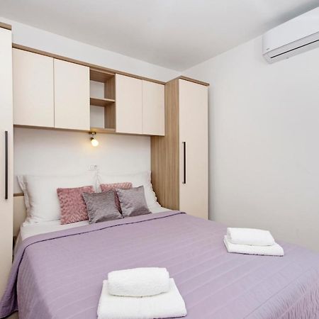 Apartment Mira Makarska Eksteriør billede