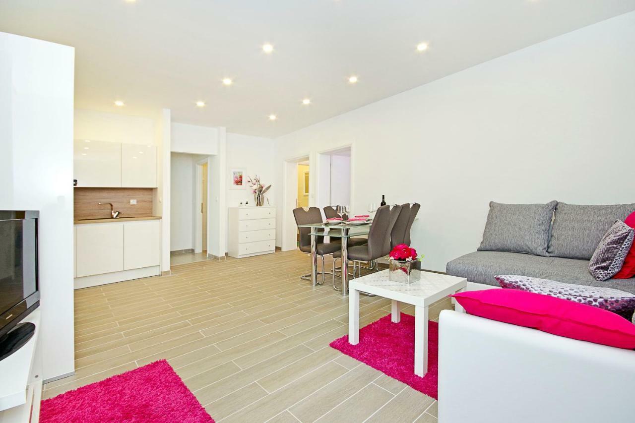 Apartment Mira Makarska Eksteriør billede