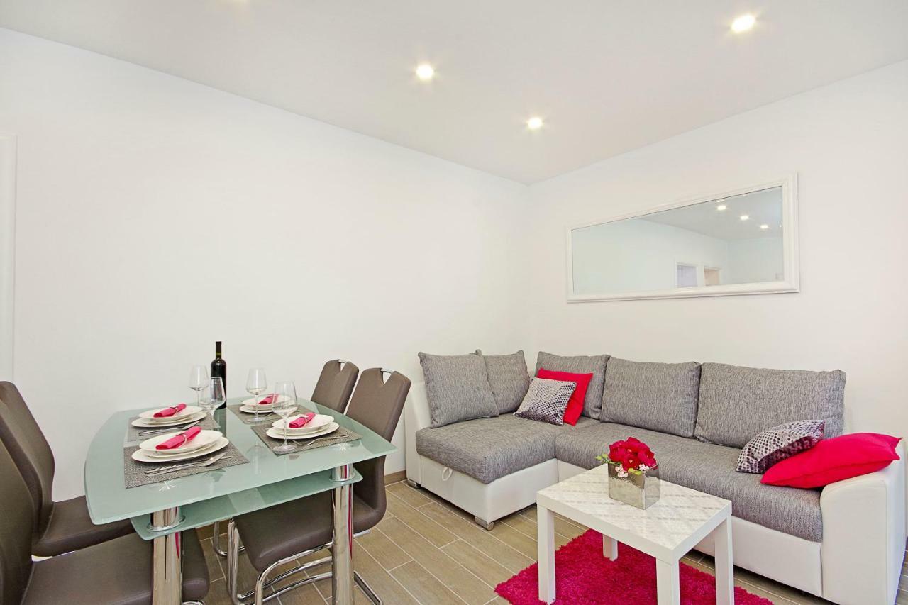 Apartment Mira Makarska Eksteriør billede